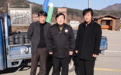 인제군청 인건회 연탄 전달