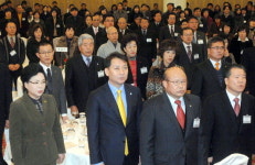 그늘지고 어두운 곳에 따뜻한 위안 주자