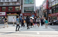 우측통행 제도 우왕좌왕