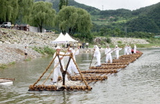 아우라지 뗏목축제