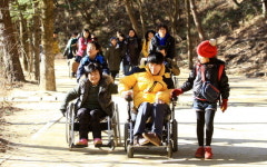 "중증장애인에게 희망을…"