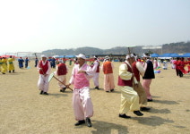 매화꽃보다 풍성한 온정 활짝