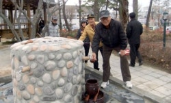 홍천읍사무소 행복샘터 조성