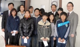 강릉시약사회 장학금 전달