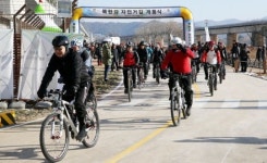 서울서 춘천까지 자전거로 달려요