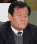 [새의자] 신태호  홍천 한서장학회 이사장