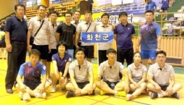 화천군청 공무원 배드민턴 동호회 상금 장학회 기탁