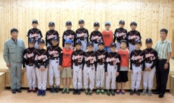 동해 삼화초 연식야구팀 후원 잇따라