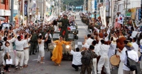 양양 38선 돌파 기념행사