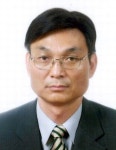 [새의자] 유경원  동해교육도서관장