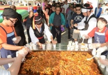 춘천 닭갈비 맛좀 볼까