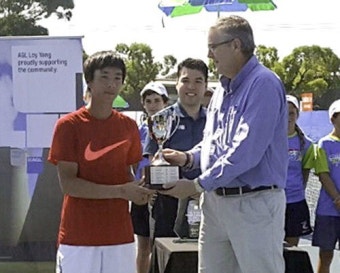 홍성찬, 국제주니어테니스 정상