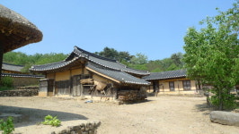 [쉼...] 동주가 살던 집 영화의 여운을 잇다