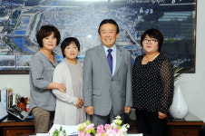 [양구]양구 정림1리 부녀회 장학금 전달
