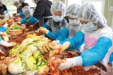 공현진초등학교(상) | [고성]고성 공현진초교 김장나눔행사