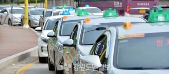 사납금 인상 부추기는 ‘택시발전법’