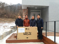 [영월]한국환경공단, 영월 마을회관에 TV 기증