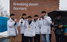 도내 특수학교 선수 ‘패럴림픽 벽 서명 행사’ 참여