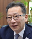 미래형 신산업 키워 지역경제활성화 이끈다