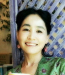 강원도 길과 벼룩시장의 이색적인 조화