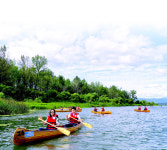 낭만의 노 저으며 봄오는 봄내 풍경에 취한다