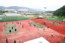 [홍천]홍천군청 태학리 족구장서 공무원 족구대회 진행