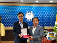 [평창]국민건강보험공단 평창영월지사 평창군에 감사패 전달