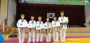 춘천 태권소년 황부루·이준선 ‘금빛발차기’