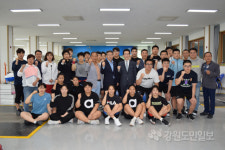 본사, 강원역도선수단 선전 기원 격려금 전달