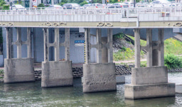 [홍천]6·25 전쟁 상징물 홍천교, 표지판 없이 방치