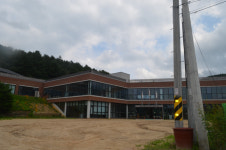 [이학주의 폐교 이야기] 19. 잠룡이 승천을 기다리는 마을 응아지 용수초등학교