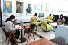 [인제]인제군립원통도서관 주민 소통·문화공간 재탄생