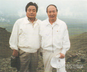 이한동 전 국무총리 별세…고 심명보 전의원과 각별한 인연 재조명