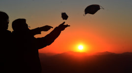 코로나에 지친 자영업자들 새해에는 나아지겠죠