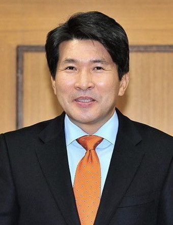 황상무 전 KBS 앵커, 윤석열 '토론 코치' 맡았다