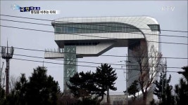 금강산이 눈앞에···고성 통일전망타워 재탄생