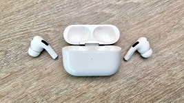 “iOS 18에 에어팟 프로 ‘보청기 모드’ 추가된다” 블룸버그