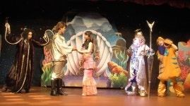 뮤지컬 인어공주 아이들 감성 자극하는 환상 무대