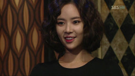 자이언트 황정음 아찔한 미인계로 이효정 유혹 주석커플 탄생?