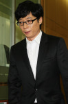이광기씨의 아들 故 이석규군의 빈소찾아 슬픔에 잠긴 유재석