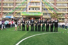 청주 교동초 인조잔디운동장 준공