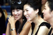 -2010 미시즈코리아-   참가자들의 밝은 미소