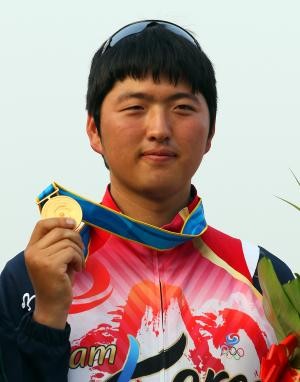파리 올림픽, 한국 양궁 선수 김우진과 대결한 이스라엘 선수 마다예, 1점 획득 화제