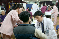소외이웃 보듬는 약손