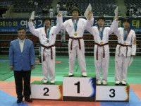 서산여중, 전국여성태권도대회 은·동 획득