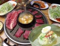 입소문만으로 뜬 고깃집 ‘엉터리생고기’