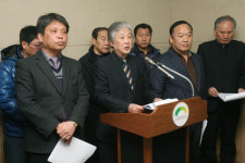 대형마트 공사중지 명령 내려라