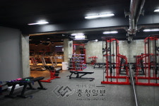 `물 좋은`곳에서 운동하기에 소개된 서울 강남 신사동 재미짐