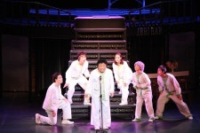 뮤지컬 루나틱 음성군민 유혹