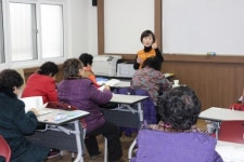 노인 대상 은빛문해교실 개강